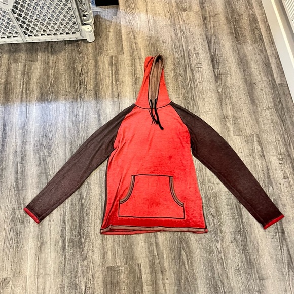 Men’s BKE thermal hoodie - size large. Brown, taupe and dark brown in color. - Picture 2 of 6